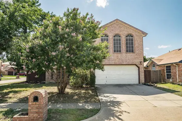 2101 Newport Drive, Flower Mound, TX 75028