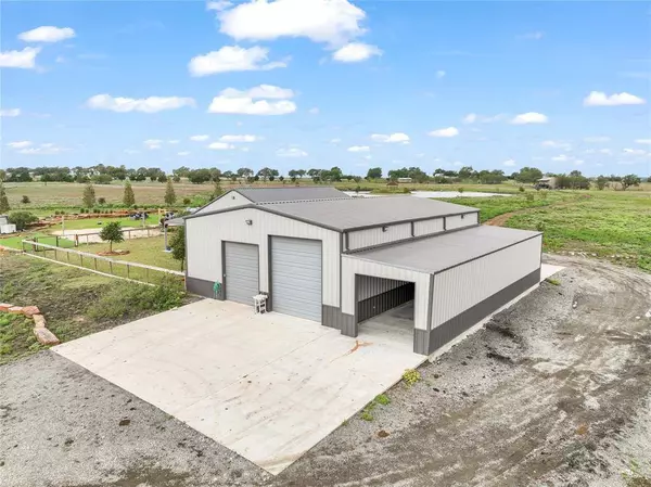 1011 Cr-322, Valley View, TX 76272