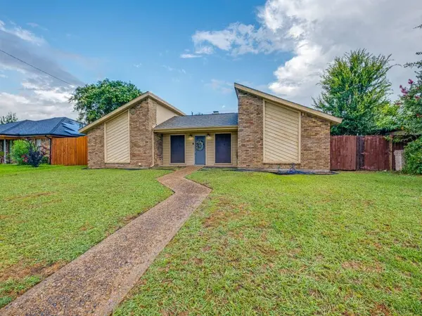 7135 Elliott Drive, Dallas, TX 75227