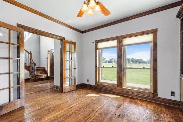 400 Muir Road, Sanger, TX 76266