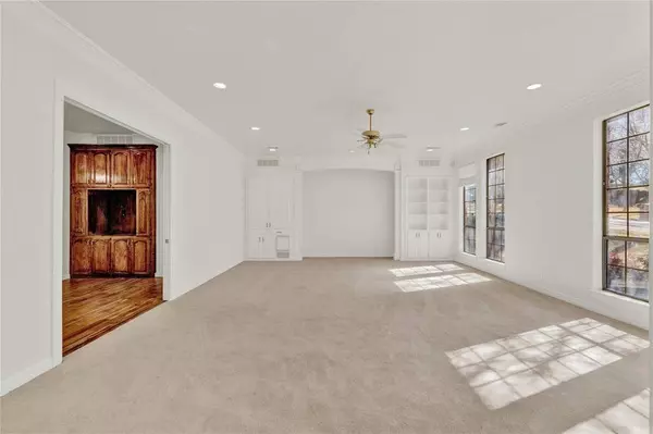 2253 Hollyhill Lane, Denton, TX 76205