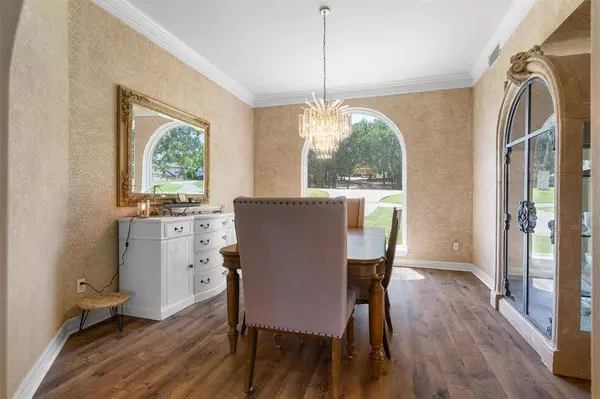 420 Rolling Oaks Ridge, Cedar Hill, TX 75104