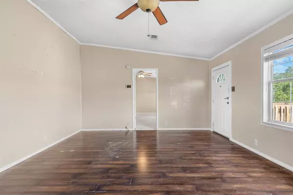 1649 Stony Valley Drive, Ponder, TX 76259