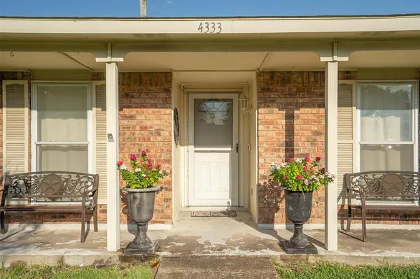 4333 Woodbluff Drive, Mesquite, TX 75150