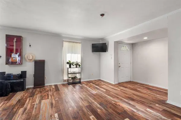 4333 Woodbluff Drive, Mesquite, TX 75150