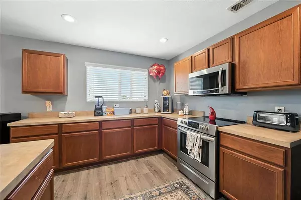 328 Broken Bow, Krum, TX 76249