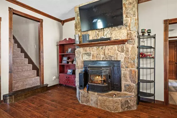 801 E Main Street, Tioga, TX 76271