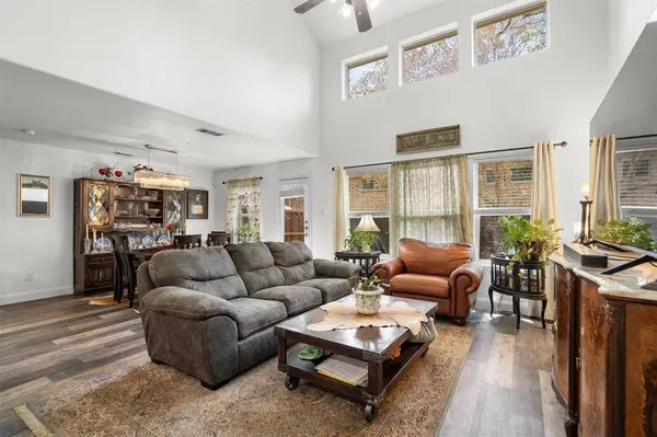 9865 Fleetwood Drive, Frisco, TX 75035