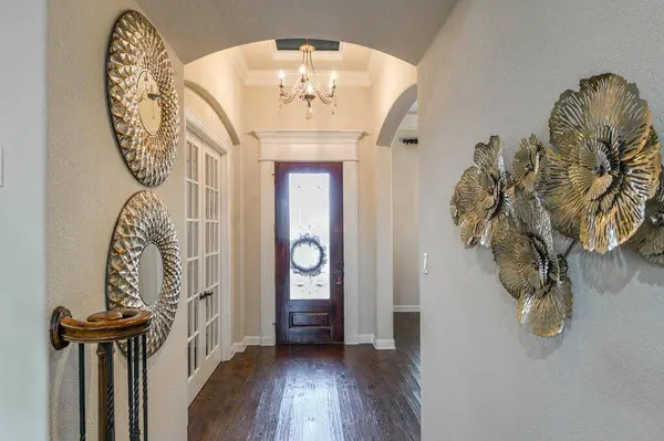 504 Savannah Drive, Ovilla, TX 75154