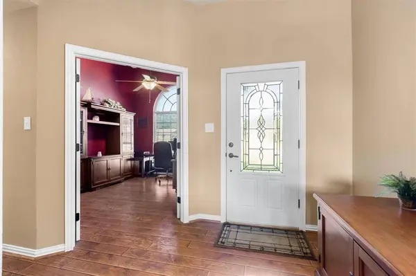 613 Charyl Lynn Drive, Argyle, TX 76226