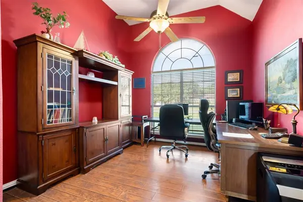 613 Charyl Lynn Drive, Argyle, TX 76226