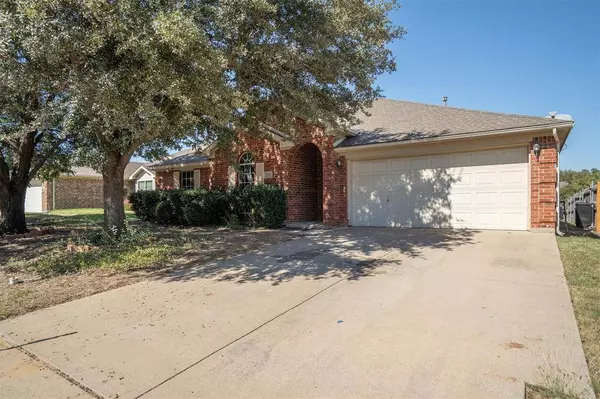 2713 Hilcroft Avenue, Denton, TX 76210