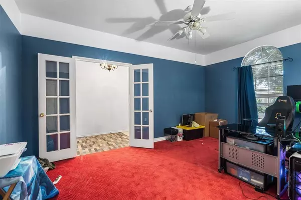 2713 Hilcroft Avenue, Denton, TX 76210