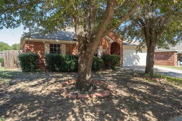 2713 Hilcroft Avenue, Denton, TX 76210