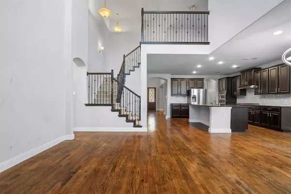 1320 Ponca Street, Carrollton, TX 75010