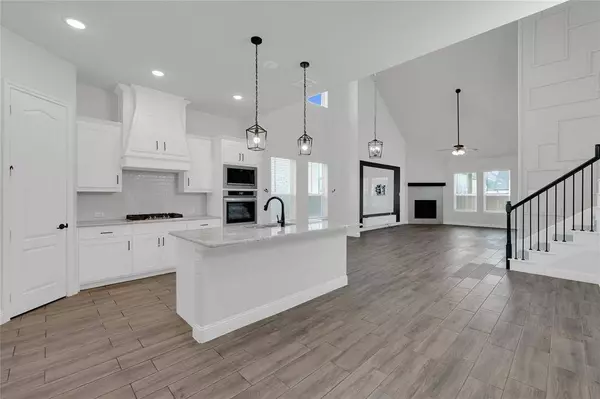 341 Oak Hollow Way, Little Elm, TX 75068