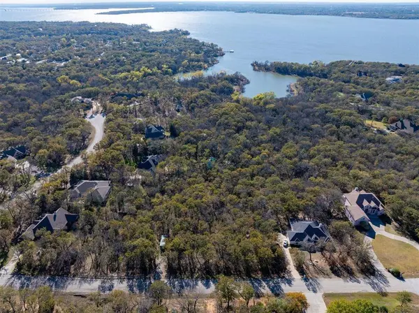 1011 Turquoise Lane, Oak Point, TX 75068