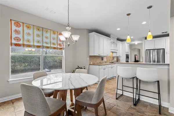 1131 Cahill Way, Shady Shores, TX 76208