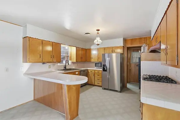 107 N 7th Street, Krum, TX 76249