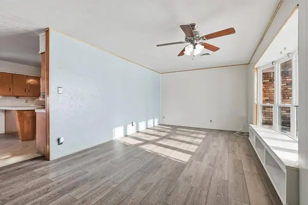 107 N 7th Street, Krum, TX 76249