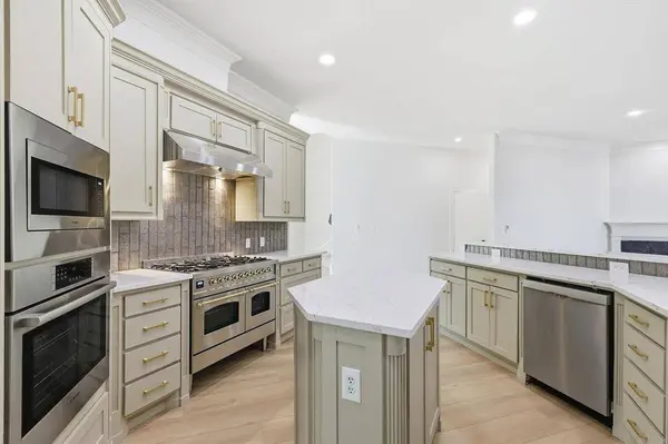 3001 Pecan Drive, Flower Mound, TX 75028