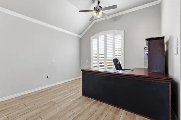 3825 Island Court, Carrollton, TX 75007