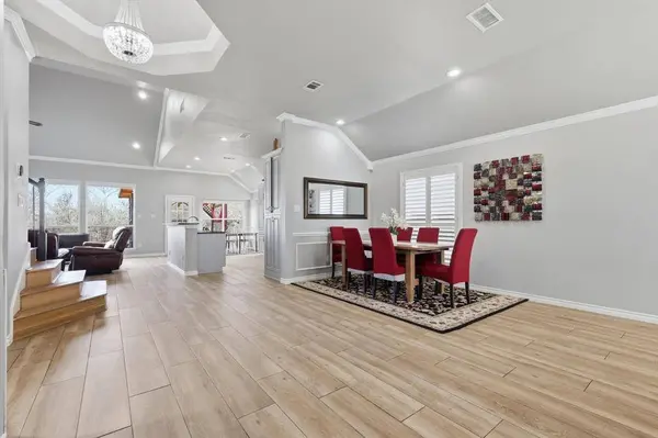 3825 Island Court, Carrollton, TX 75007