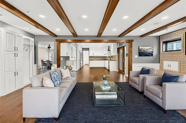 234 Edgewood Drive, Highland Village, TX 75077