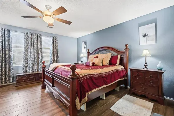 1528 Fieldstone Drive, Little Elm, TX 75068