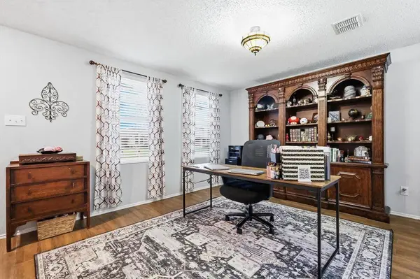 1528 Fieldstone Drive, Little Elm, TX 75068