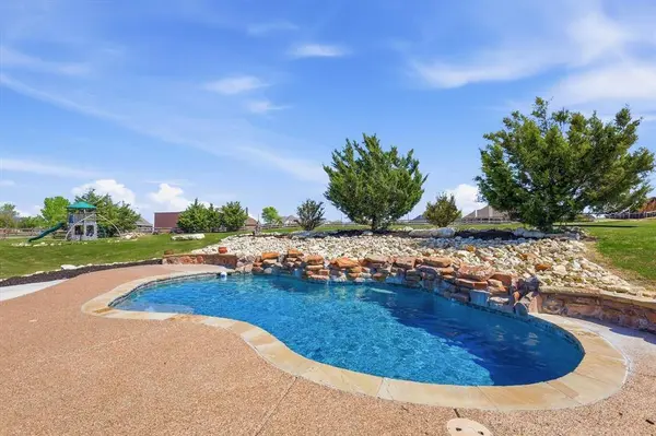 13850 James Ranch Court, Justin, TX 76247