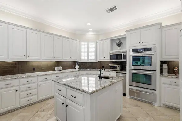5825 Dove Creek Lane, Plano, TX 75093