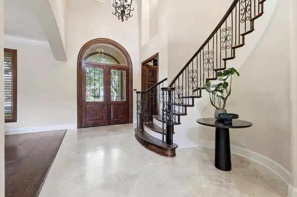 5825 Dove Creek Lane, Plano, TX 75093