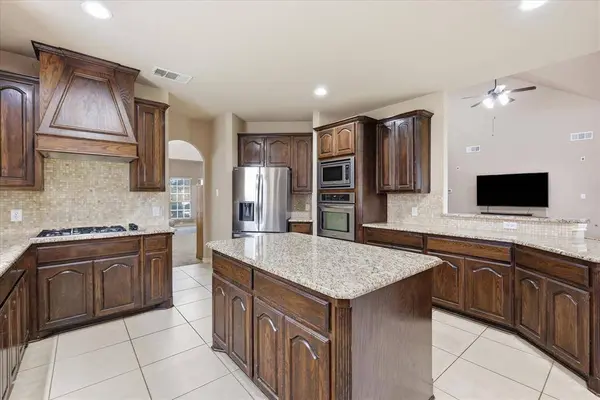 591 Lost Creek Drive, Prosper, TX 75078