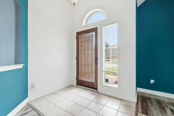 800 Tablerock Way, Lewisville, TX 75077