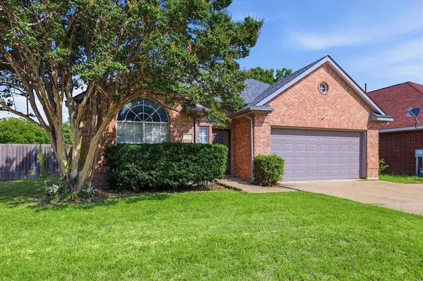 800 Tablerock Way, Lewisville, TX 75077
