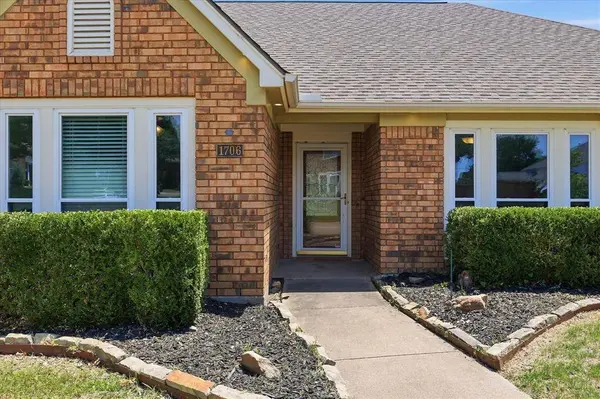 1706 Wessex Circle, Richardson, TX 75082