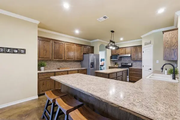 169 Sears Road, Bells, TX 75414