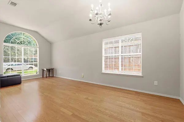 13875 Valley Mills Drive, Frisco, TX 75033
