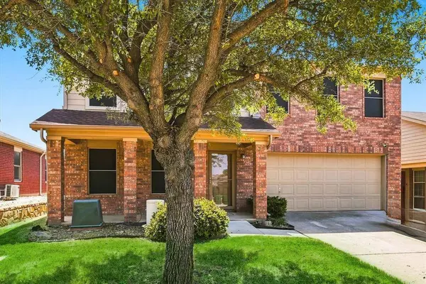 8816 Chisholm Trail, Cross Roads, TX 76227