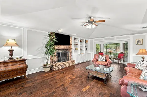 11513 Ridgeview Circle, Fort Worth, TX 76244