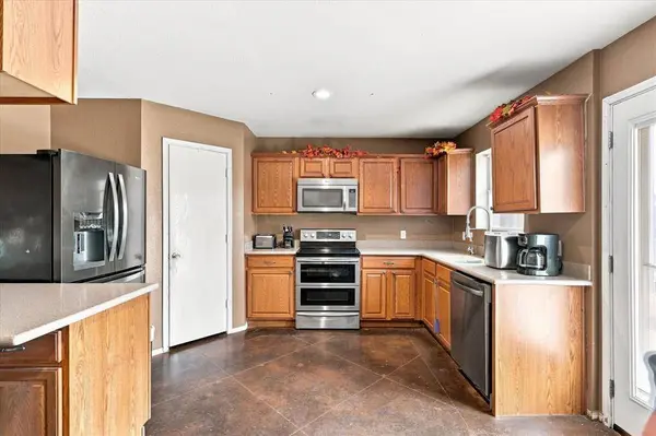 8816 Chisholm Trail, Cross Roads, TX 76227