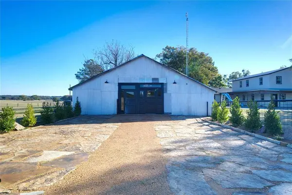 1210 VZ County Road 2316, Canton, TX 75103