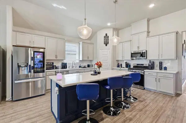 305 Kellan Court, Hickory Creek, TX 75065