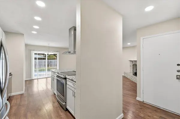 5561 Rutledge Drive, The Colony, TX 75056