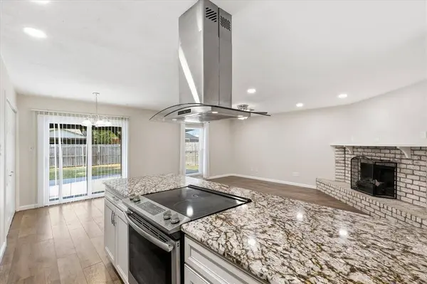 5561 Rutledge Drive, The Colony, TX 75056
