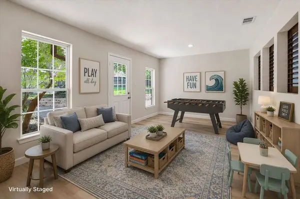 2625 Ramblewood Drive, Carrollton, TX 75006