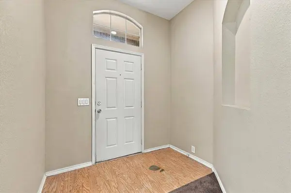 8716 Wagon Trail, Cross Roads, TX 76227