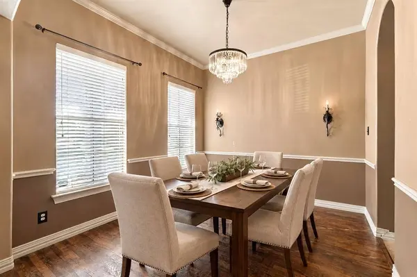 1596 Barksdale Drive, Lewisville, TX 75077