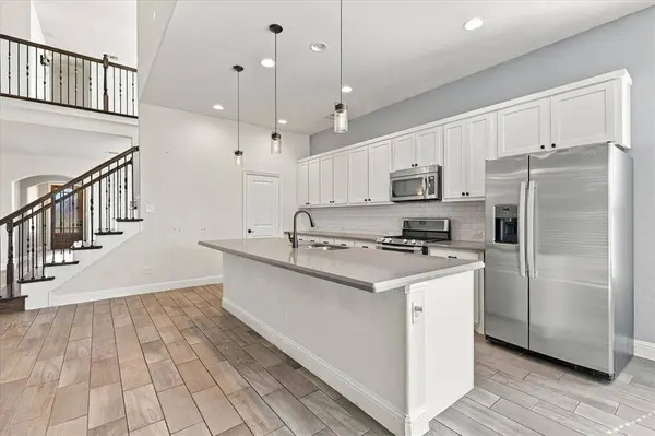 15529 Pioneer Bluff Trail, Fort Worth, TX 76262